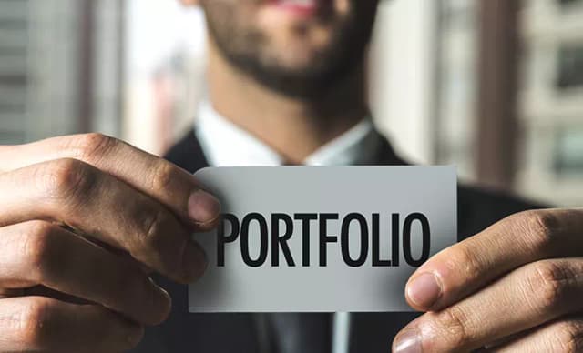 Portfolio Managers vs. Investment Advisors